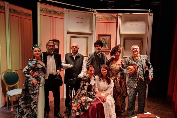 La Compagnia Joes' Company in "Sarto per Signora"